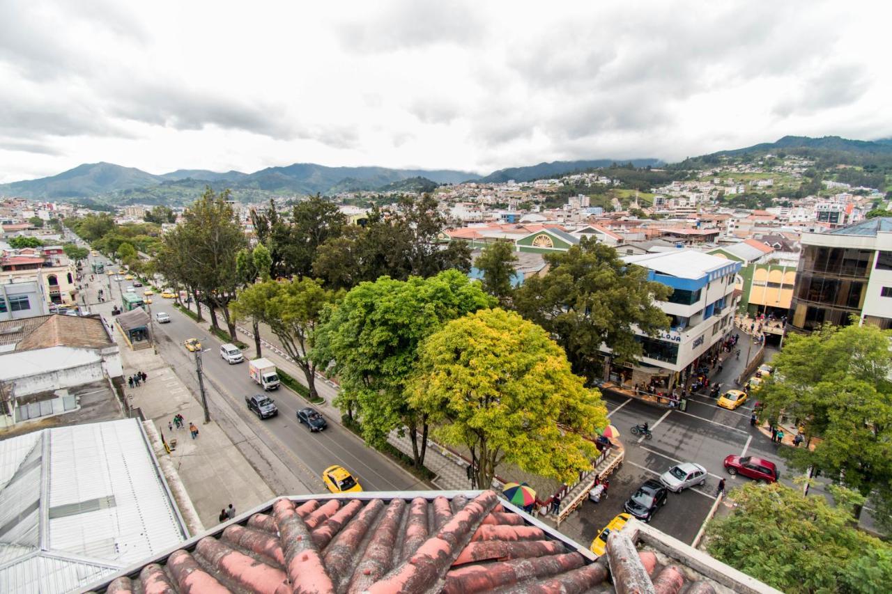 Grand Hotel Loja Buitenkant foto